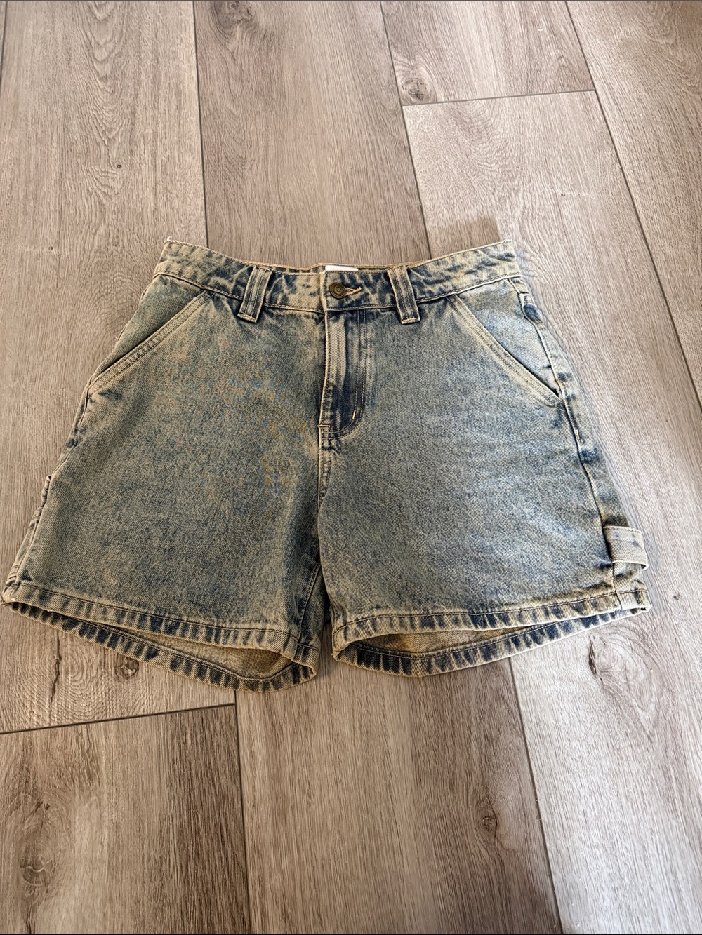 Princess Polly Light Wash Denim High-Rise Shorts